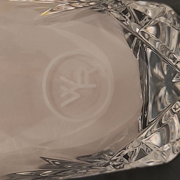 Signed Woodford WR Glencairn Crystal Whiskey Glass 8 oz. - Picture 7 of 16